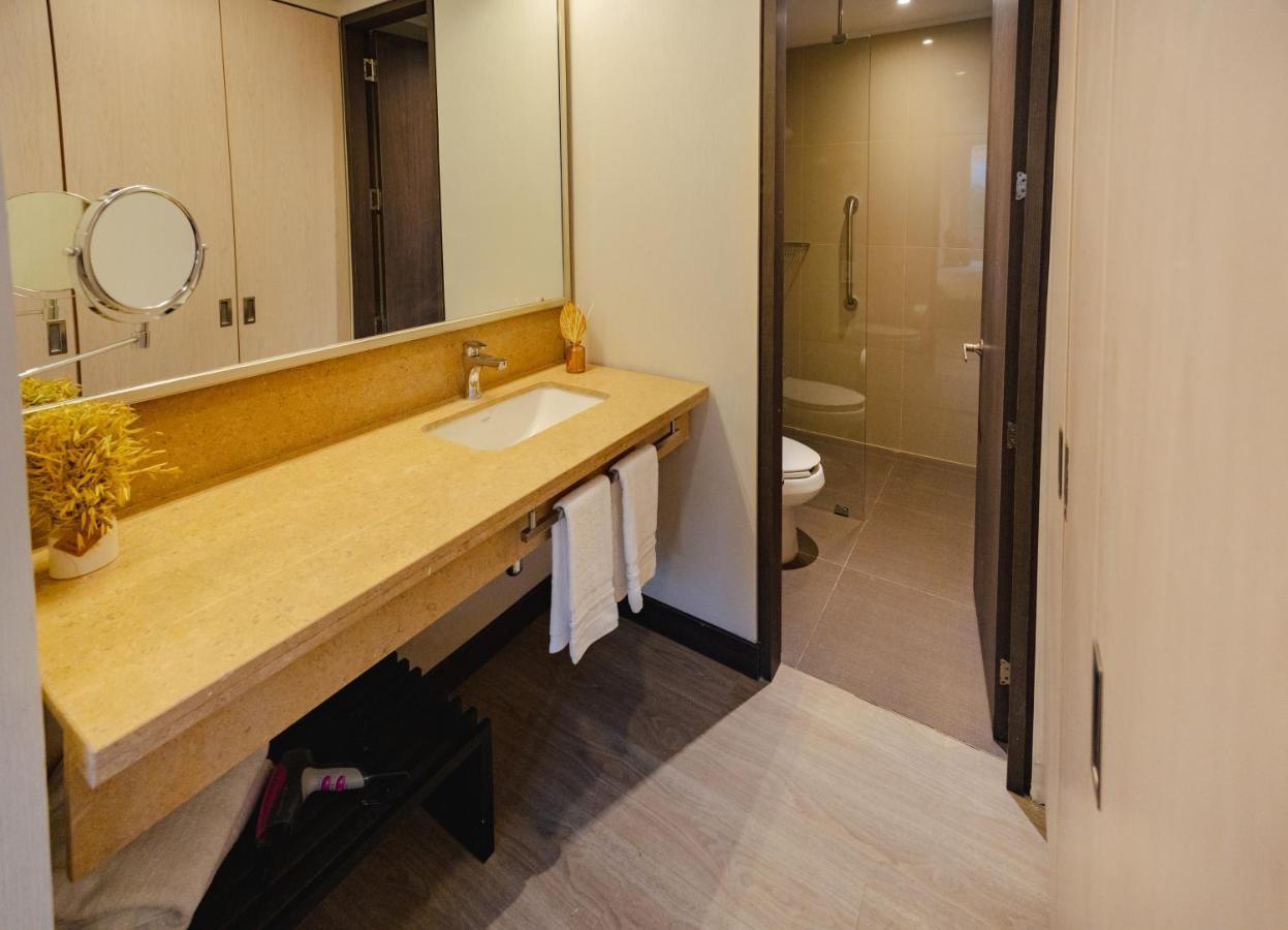 Shg Liv Zona G Hotel Bogotá Extérieur photo