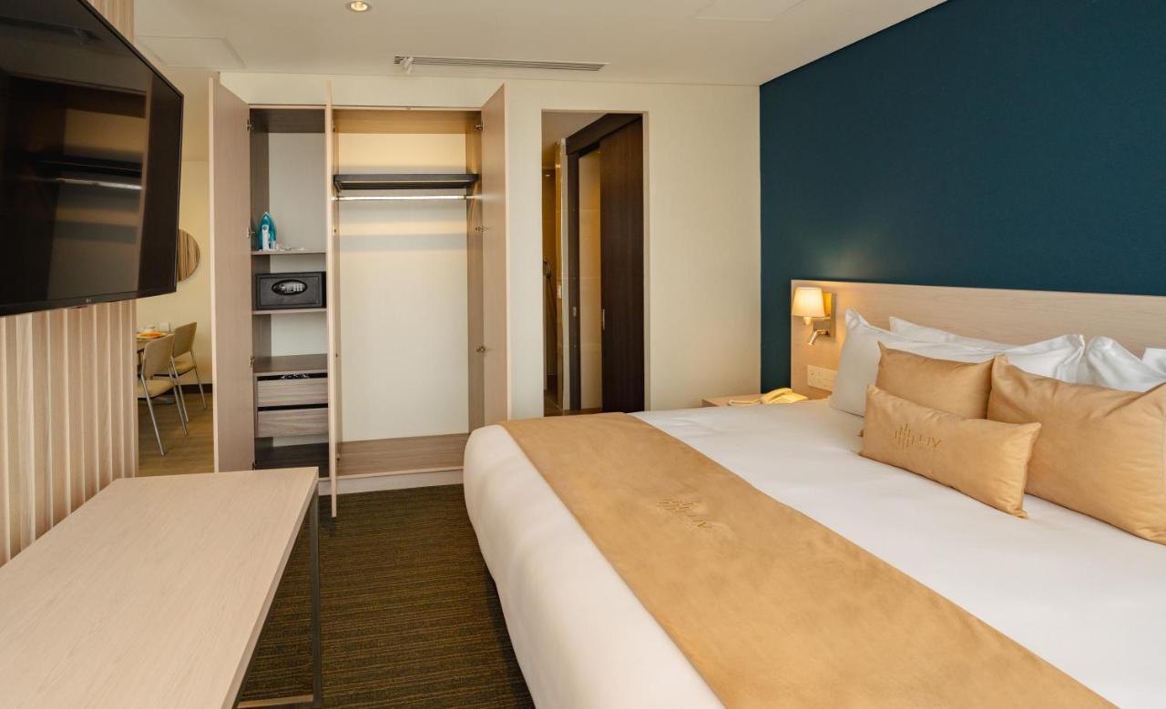 Shg Liv Zona G Hotel Bogotá Extérieur photo