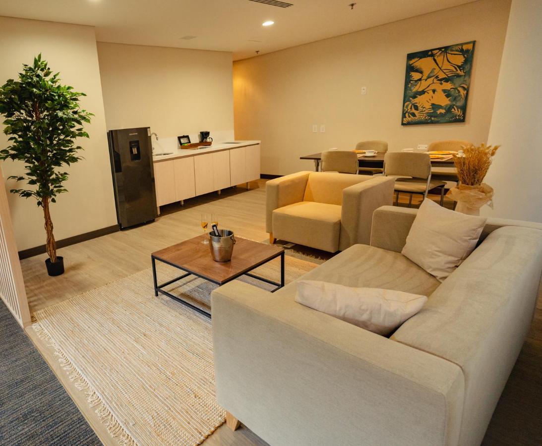 Shg Liv Zona G Hotel Bogotá Extérieur photo