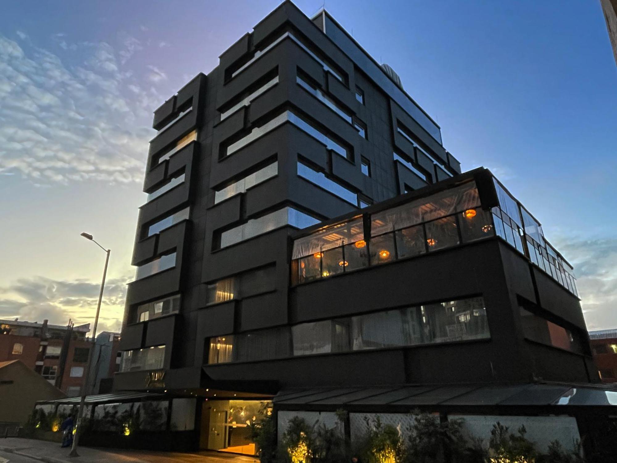Shg Liv Zona G Hotel Bogotá Extérieur photo